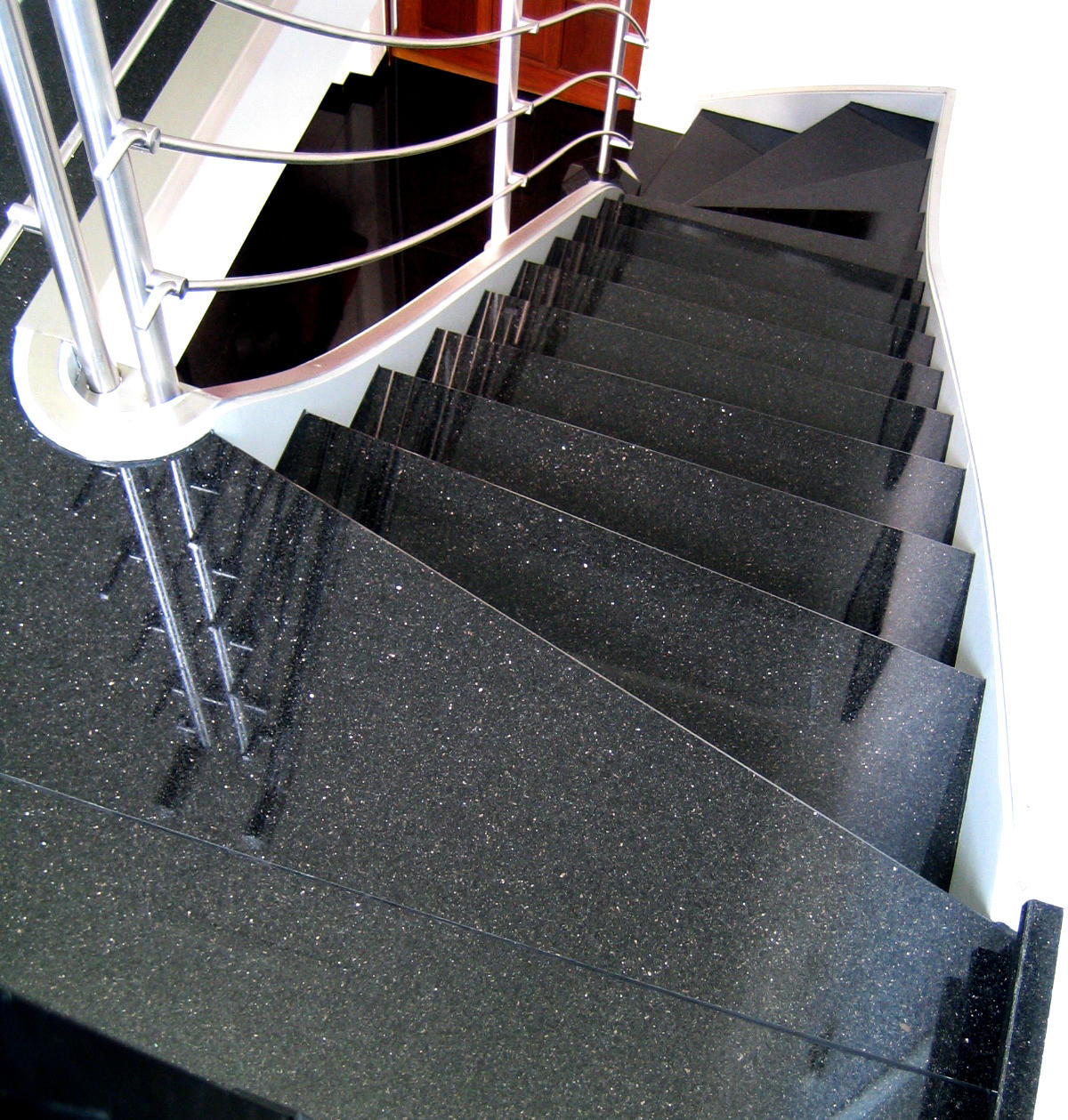 R&eacute;novation escalier par habillage Alsace