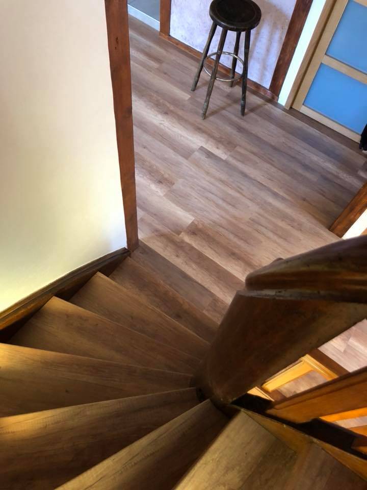 Sols, murs, parois de douche, caissons WC suspendus, salles de bains. Lingolsheim 14